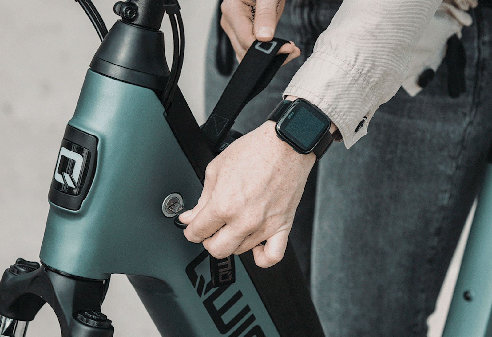 QWIC MIRA Sage green 1080x1080 1